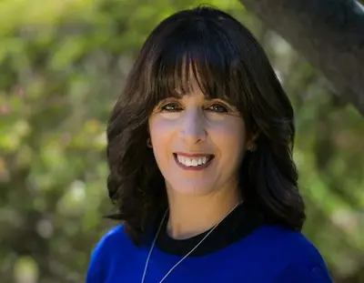Lisa Rabinowitz, MA - owner of Counselor for Couples